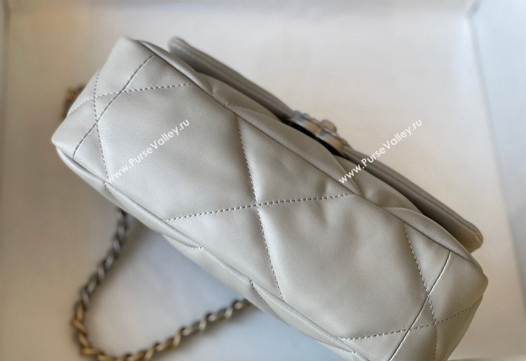 Chanel 19 Shiny Lambskin Small Flap Bag AS1160 Light Grey 2024 (sm-240311052)