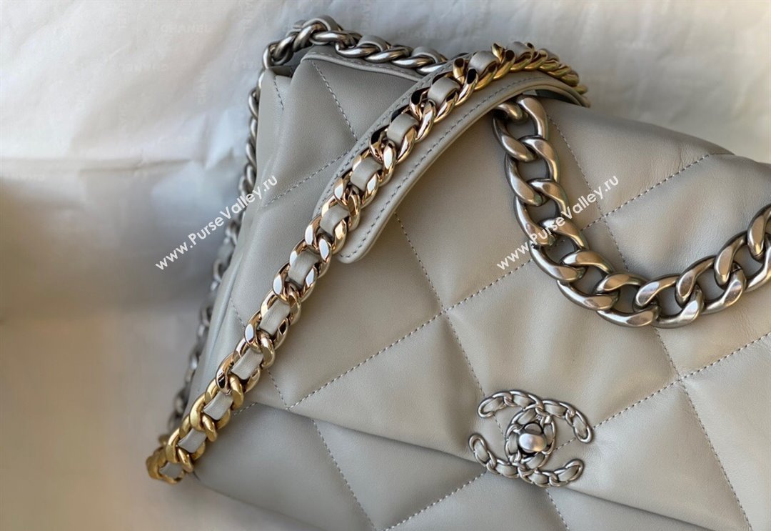 Chanel 19 Shiny Lambskin Large Flap Bag AS1161 Light Grey 2024 (sm-240311053)
