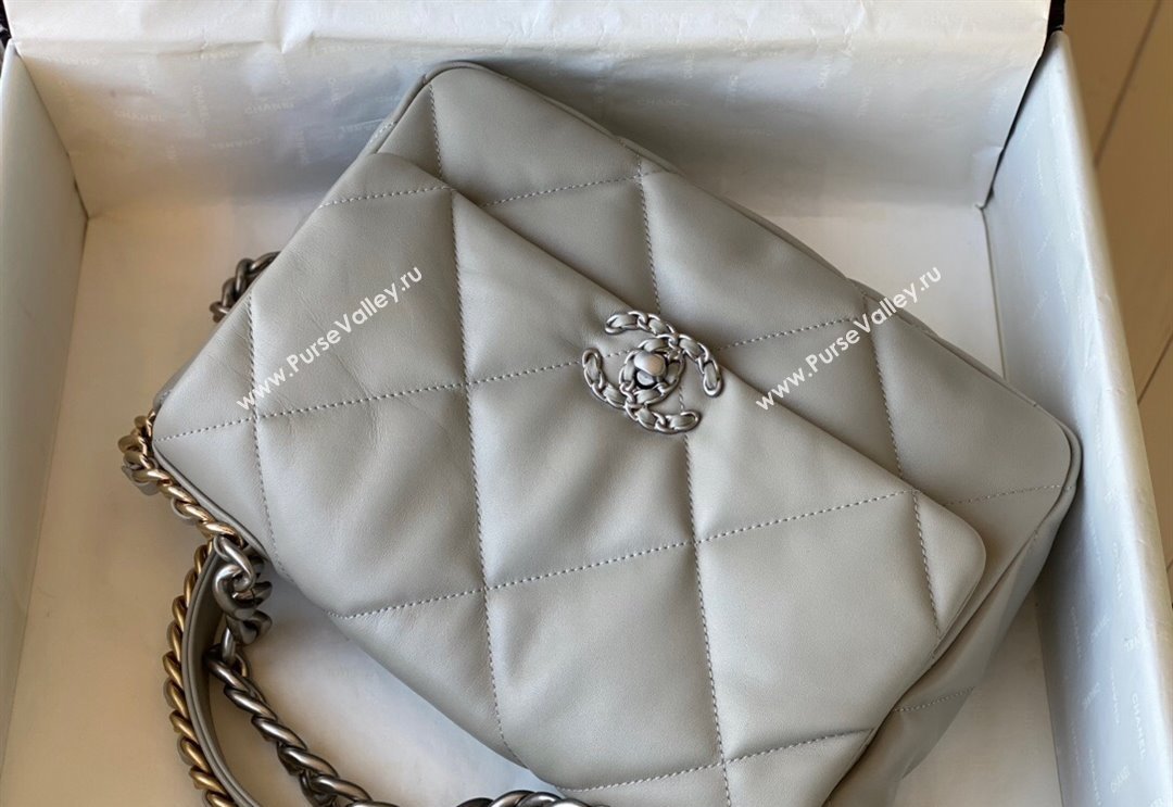 Chanel 19 Shiny Lambskin Large Flap Bag AS1161 Light Grey 2024 (sm-240311053)