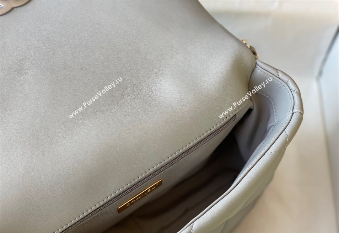 Chanel 19 Shiny Lambskin Large Flap Bag AS1161 Light Grey 2024 (sm-240311053)