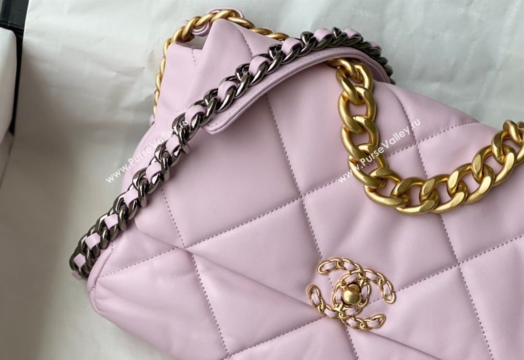 Chanel 19 Shiny Lambskin Large Flap Bag AS1161 Light Pink 2024 (sm-240311056)
