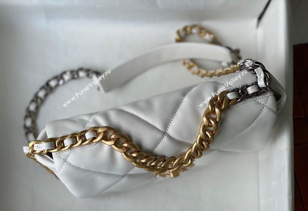 Chanel 19 Shiny Lambskin Small Flap Bag AS1160 White 2024 (sm-240311057)