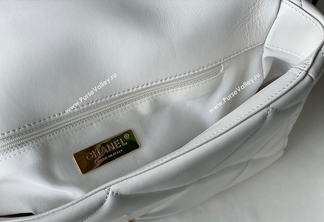 Chanel 19 Shiny Lambskin Large Flap Bag AS1161 White 2024 (sm-240311058)