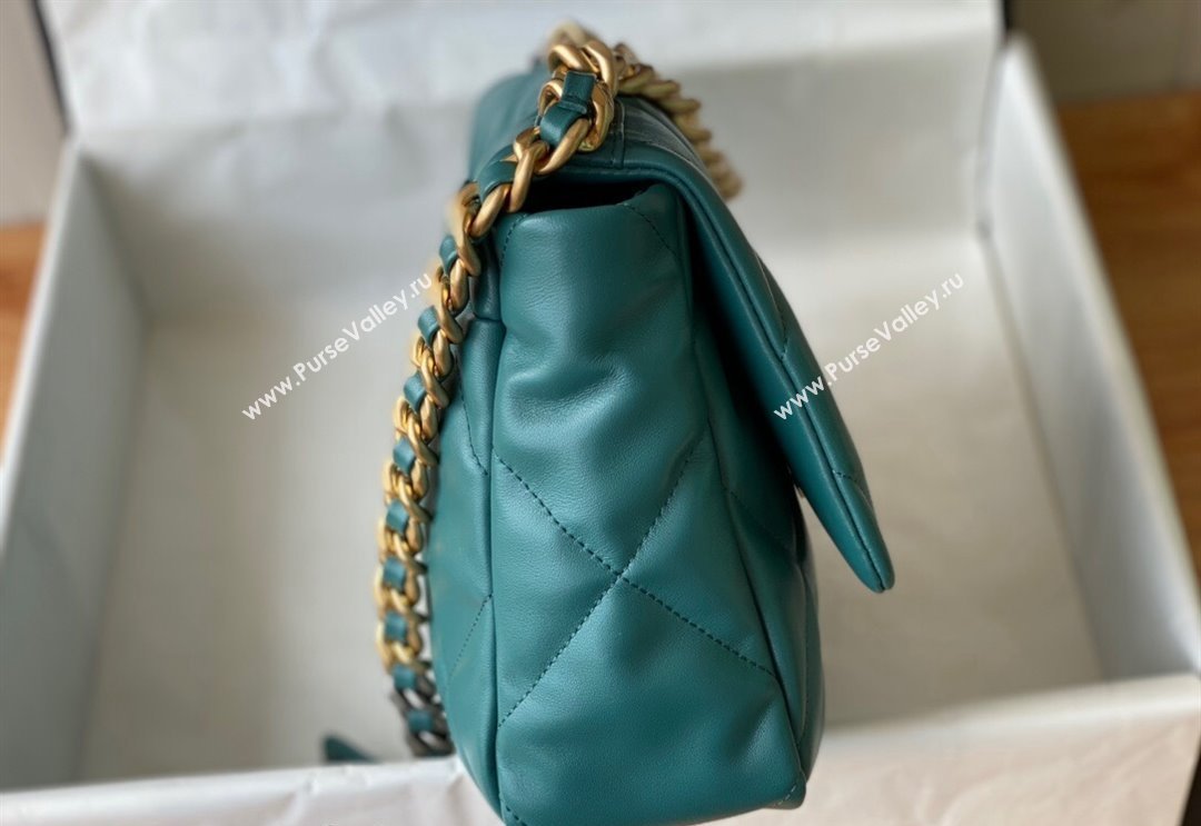 Chanel 19 Shiny Lambskin Large Flap Bag AS1161 Green/Gold 2024 (sm-240311060)