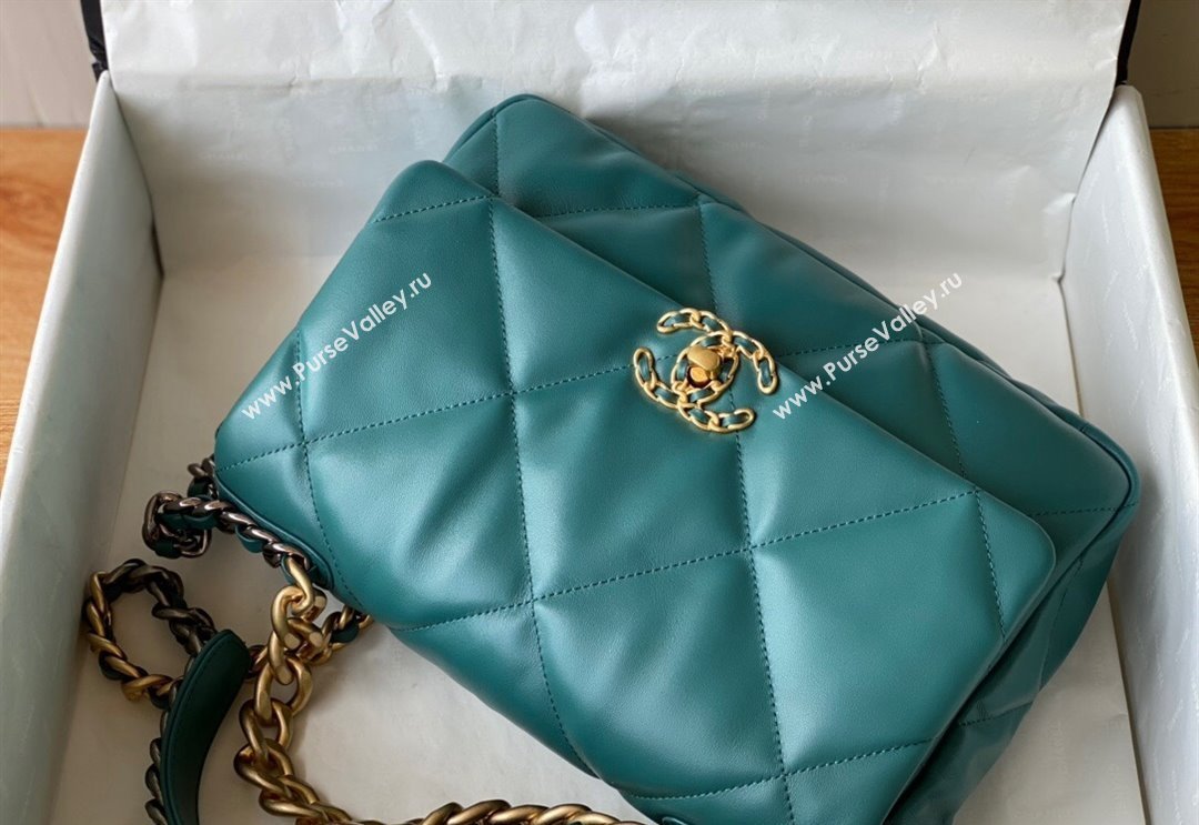 Chanel 19 Shiny Lambskin Large Flap Bag AS1161 Green/Gold 2024 (sm-240311060)