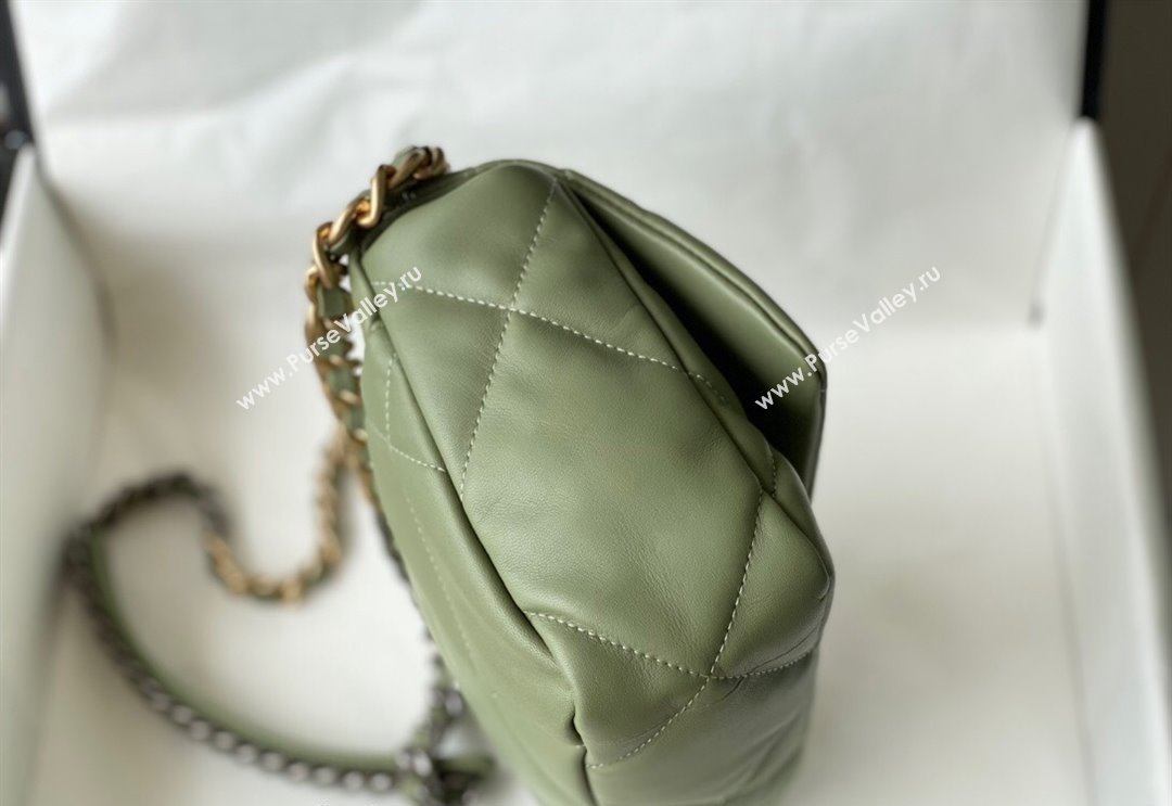 Chanel 19 Shiny Lambskin Small Flap Bag AS1160 Light Green 2024 (sm-240311061)