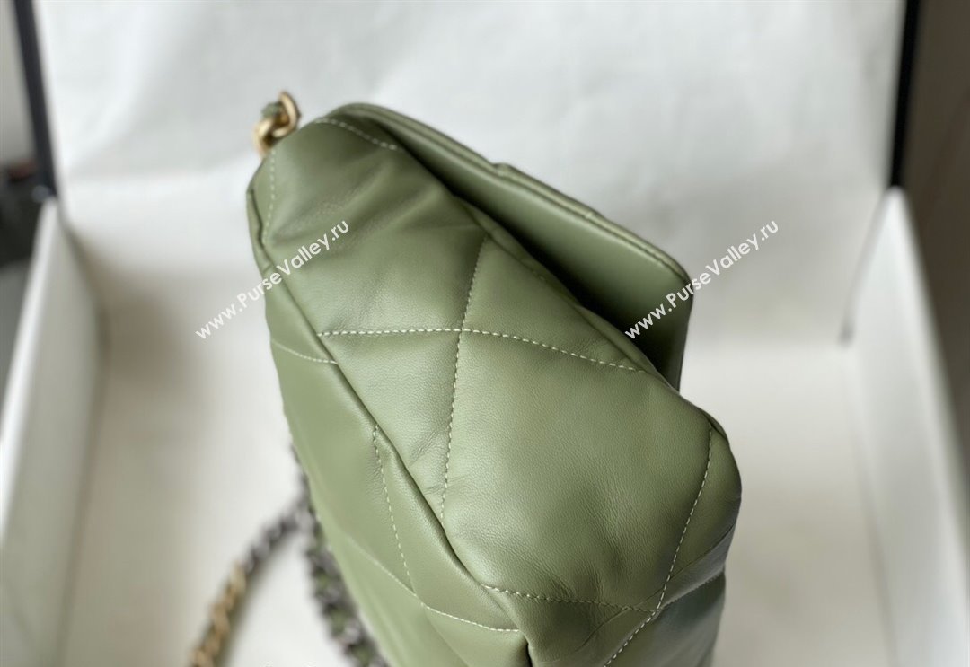 Chanel 19 Shiny Lambskin Large Flap Bag AS1161 Light Green 2024 (sm-240311062)