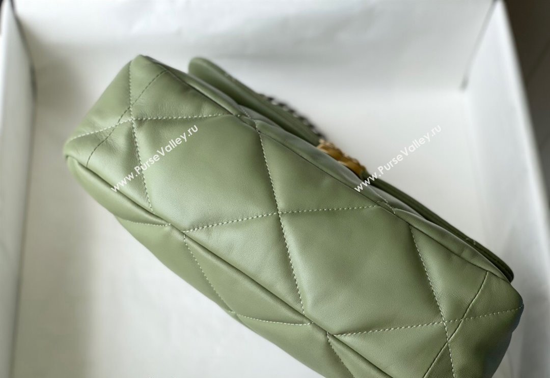 Chanel 19 Shiny Lambskin Large Flap Bag AS1161 Light Green 2024 (sm-240311062)