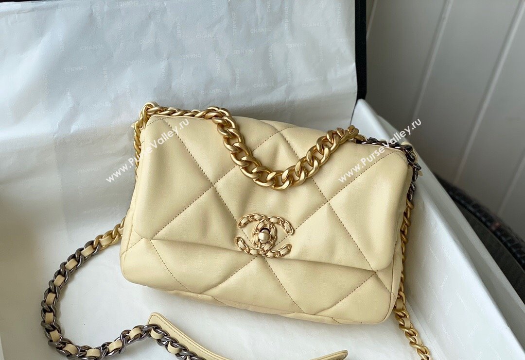 Chanel 19 Shiny Lambskin Small Flap Bag AS1160 Light Yellow 2024 (sm-240311063)
