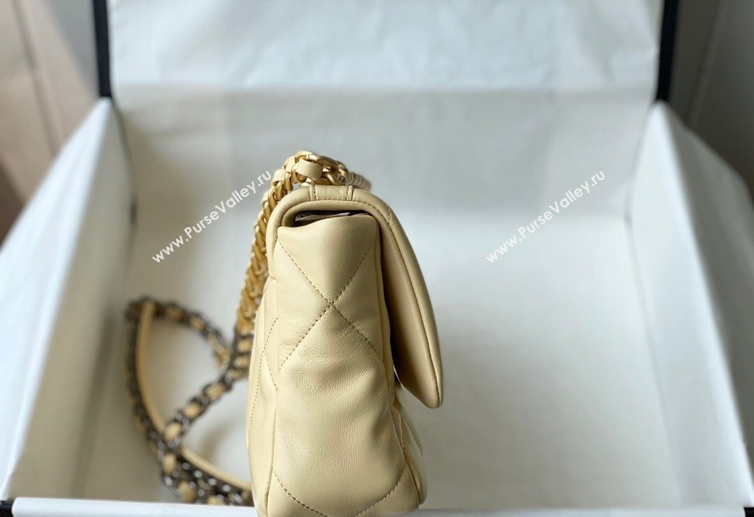 Chanel 19 Shiny Lambskin Small Flap Bag AS1160 Light Yellow 2024 (sm-240311063)