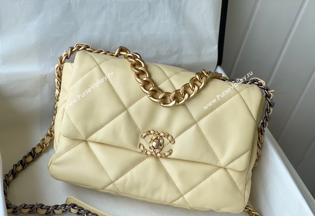 Chanel 19 Shiny Lambskin Large Flap Bag AS1161 Light Yellow 2024 (sm-240311064)