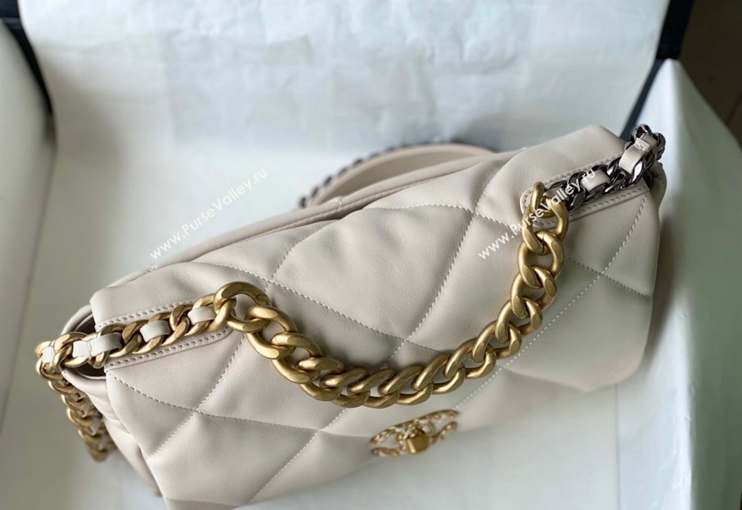 Chanel 19 Shiny Lambskin Large Flap Bag AS1161 White 2024 (sm-240311068)