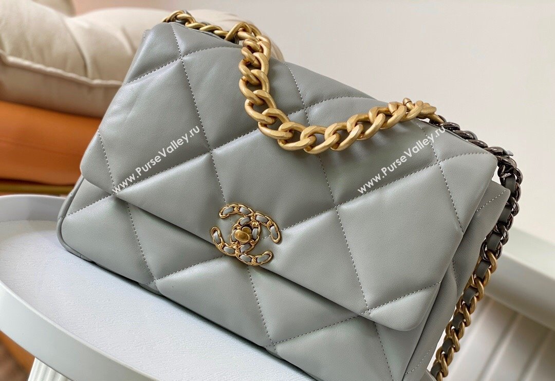 Chanel 19 Shiny Lambskin Large Flap Bag AS1161 Light Grey 2024 (sm-240311070)