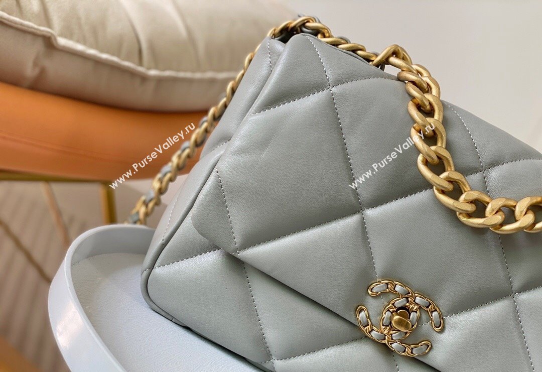 Chanel 19 Shiny Lambskin Large Flap Bag AS1161 Light Grey 2024 (sm-240311070)