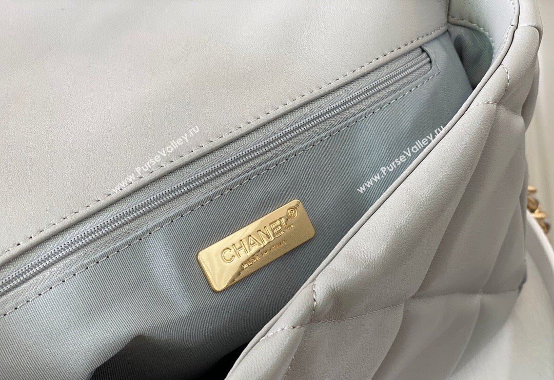 Chanel 19 Shiny Lambskin Large Flap Bag AS1161 Light Grey 2024 (sm-240311070)