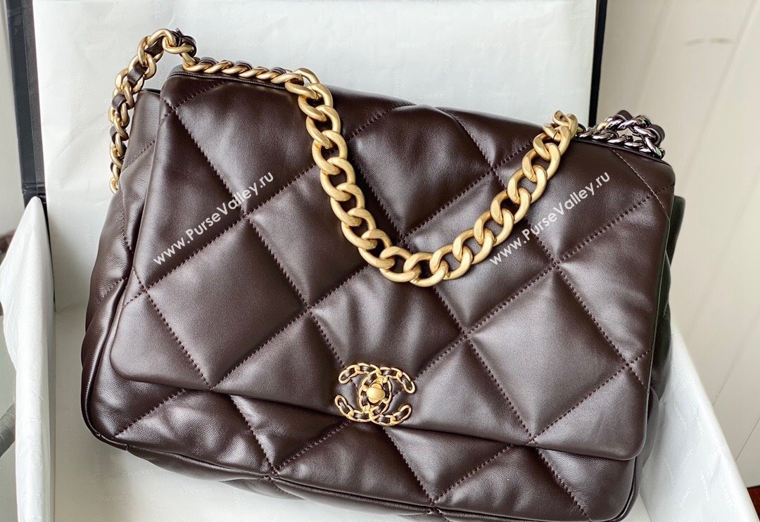 Chanel 19 Shiny Lambskin Maxi Flap Bag AS1162 Brown 2024 (sm-240311073)