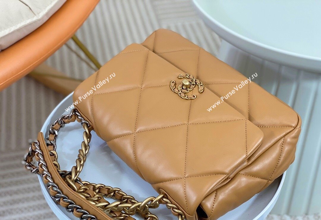 Chanel 19 Shiny Lambskin Large Flap Bag AS1161 Caramel Brown 2024 (sm-240311078)