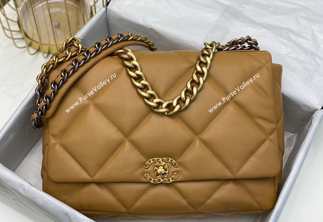 Chanel 19 Shiny Lambskin Maxi Flap Bag AS1162 Caramel Brown 2024 (sm-240311079)