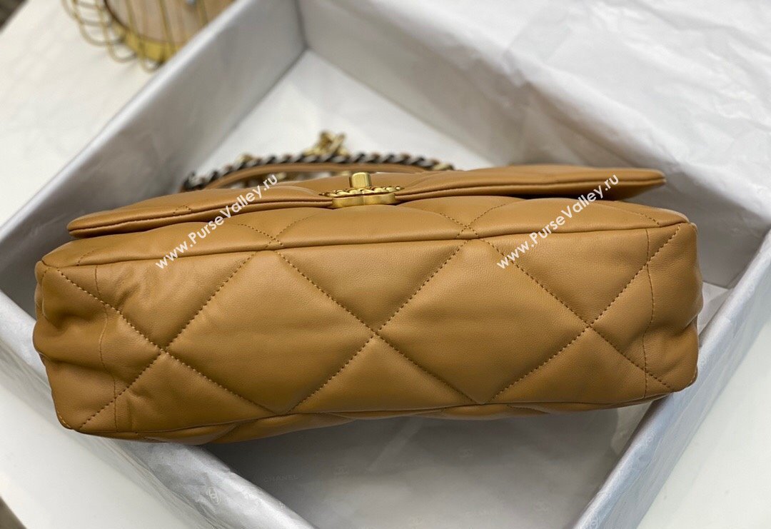Chanel 19 Shiny Lambskin Maxi Flap Bag AS1162 Caramel Brown 2024 (sm-240311079)