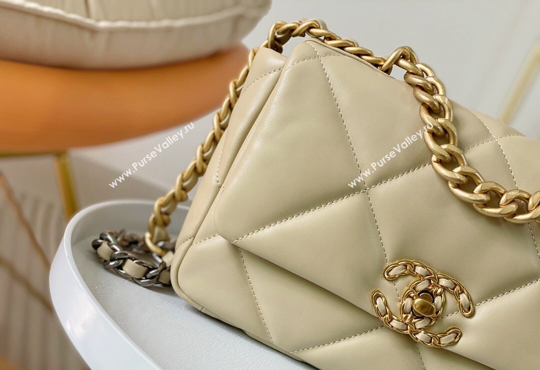 Chanel 19 Shiny Lambskin Small Flap Bag AS1160 Beige/Gold 2024 (sm-240311080)