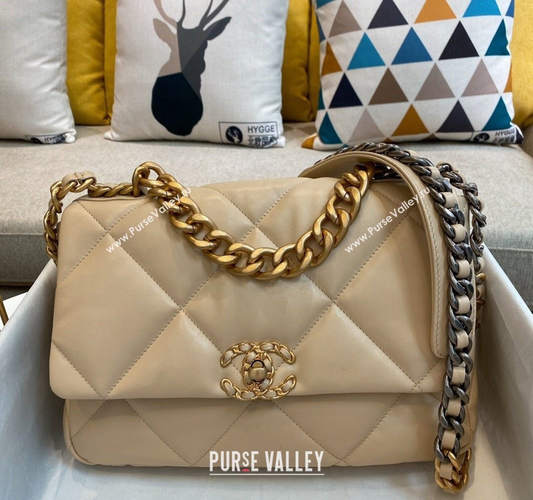 Chanel 19 Shiny Lambskin Large Flap Bag AS1161 Beige/Gold 2024 (sm-240311081)