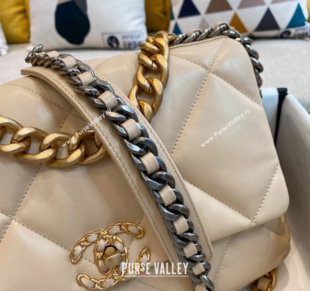 Chanel 19 Shiny Lambskin Large Flap Bag AS1161 Beige/Gold 2024 (sm-240311081)