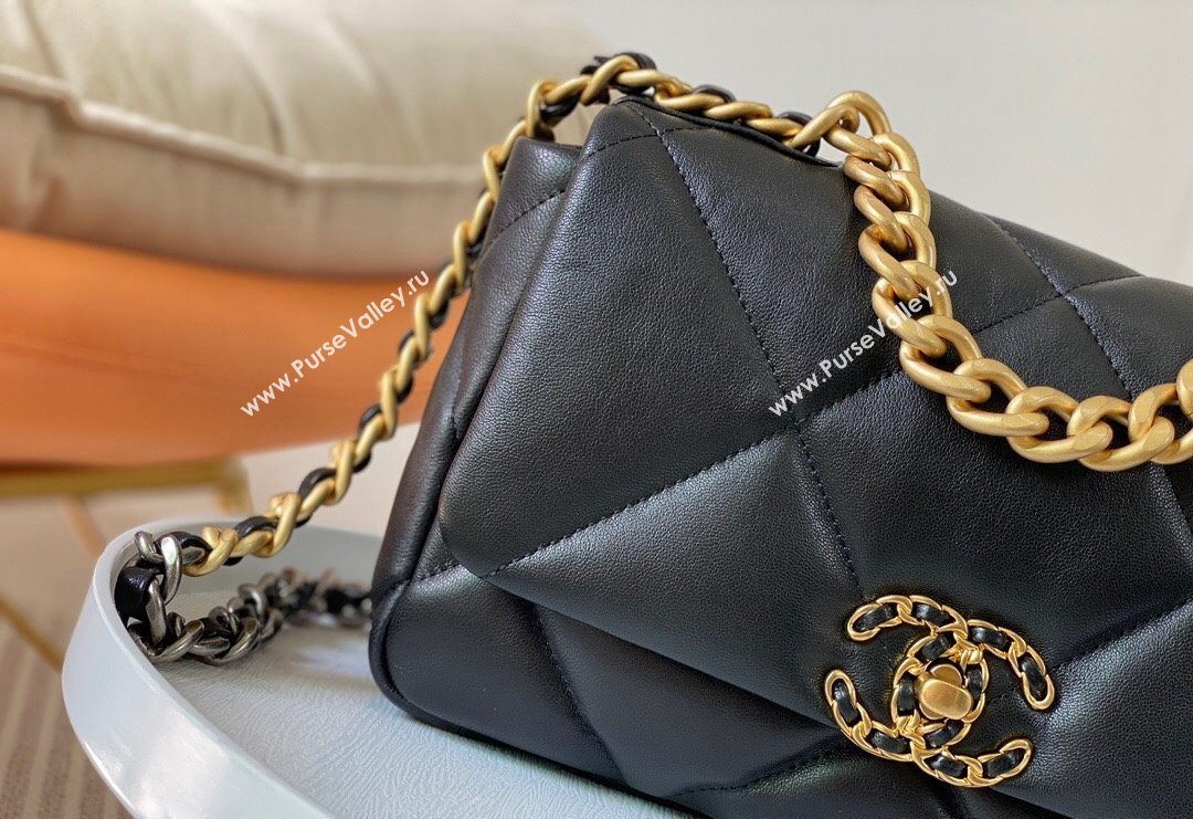 Chanel 19 Shiny Lambskin Small Flap Bag AS1160 Black/Gold 2024 (sm-240311083)