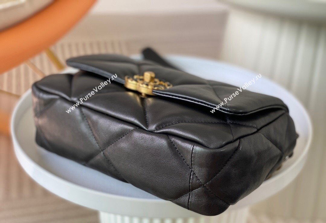 Chanel 19 Shiny Lambskin Small Flap Bag AS1160 Black/Gold 2024 (sm-240311083)