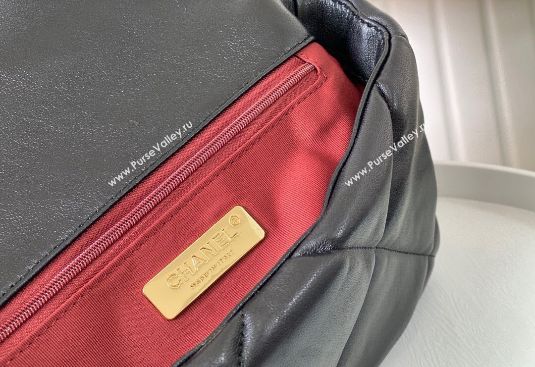 Chanel 19 Shiny Lambskin Small Flap Bag AS1160 Black/Gold 2024 (sm-240311083)