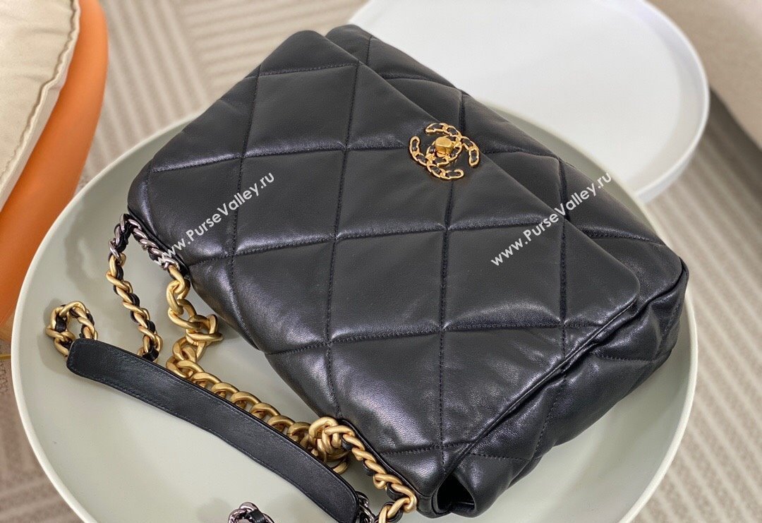 Chanel 19 Shiny Lambskin Maxi Flap Bag AS1162 Black/Gold 2024 (sm-240311085)