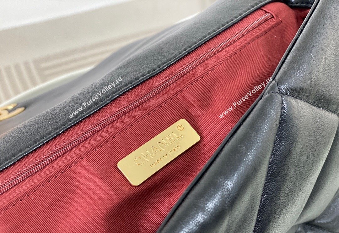 Chanel 19 Shiny Lambskin Maxi Flap Bag AS1162 Black/Gold 2024 (sm-240311085)