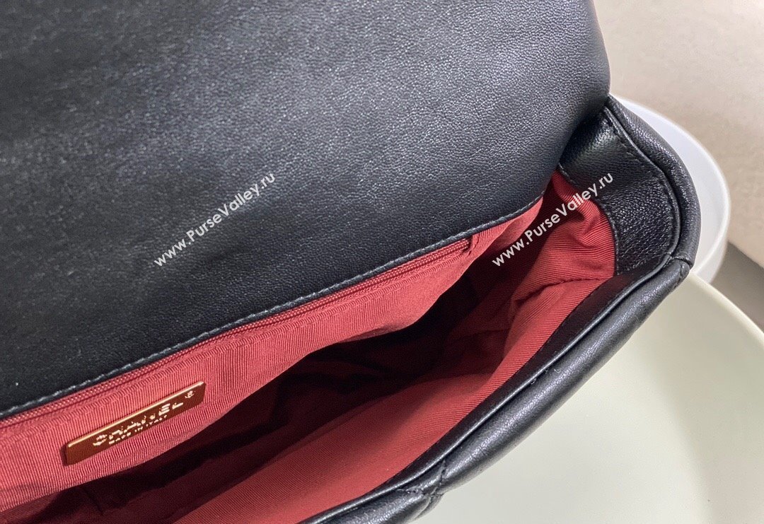 Chanel 19 Shiny Lambskin Maxi Flap Bag AS1162 Black/Gold 2024 (sm-240311085)