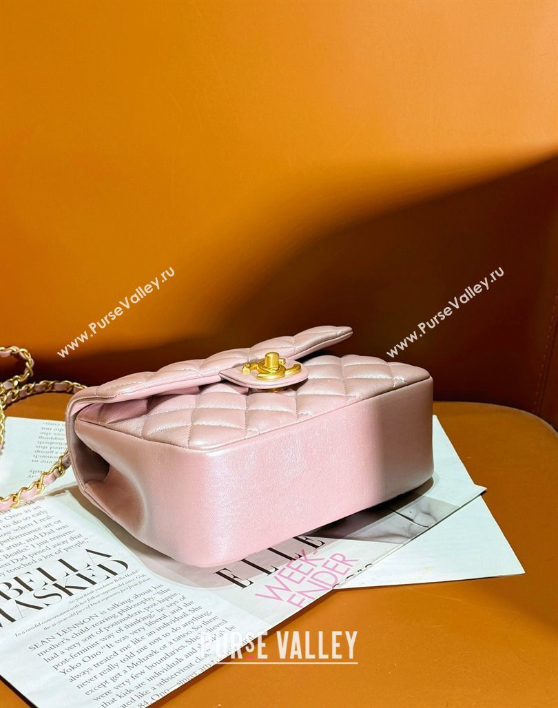 Chanel Shiny Lambskin Small Flap Bag with Chain and Pearls AS4384 Pink 2024 (yezi-240311025)