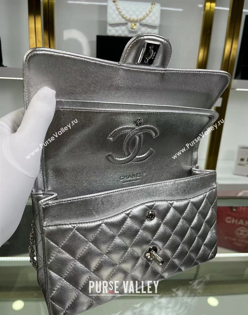 Chanel Metallic Calfskin Medium Flap Bag A01112 Silver 2024 0311 (YEZI-240311040)