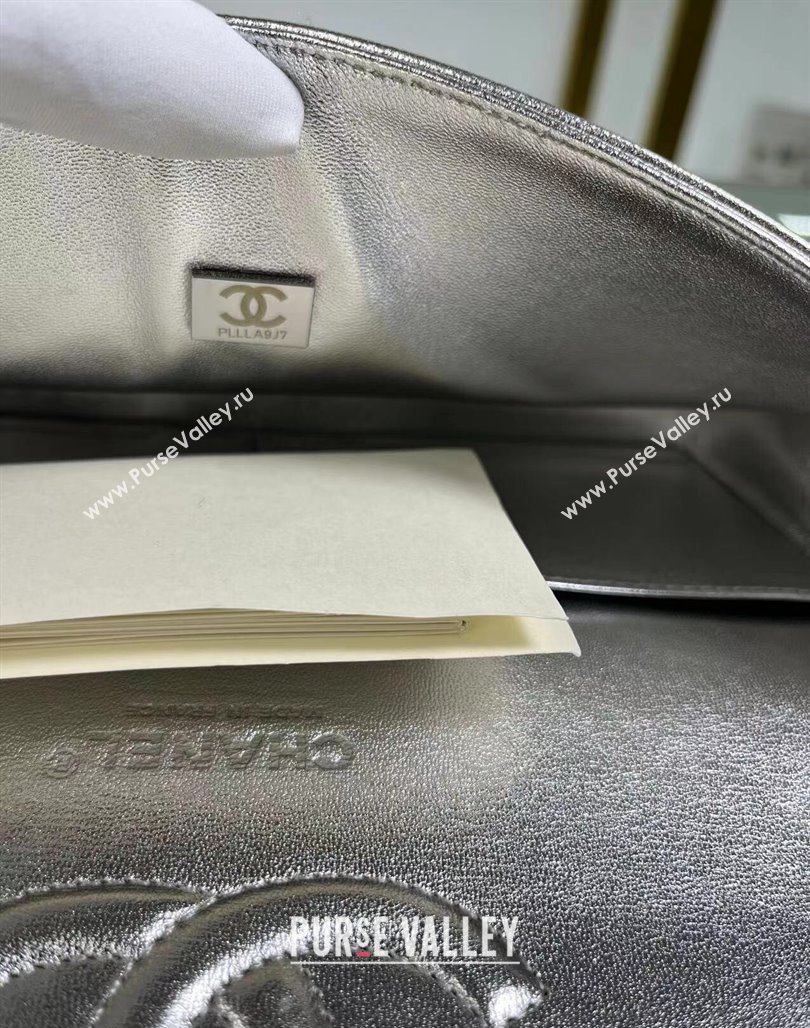 Chanel Metallic Calfskin Medium Flap Bag A01112 Silver 2024 0311 (YEZI-240311040)