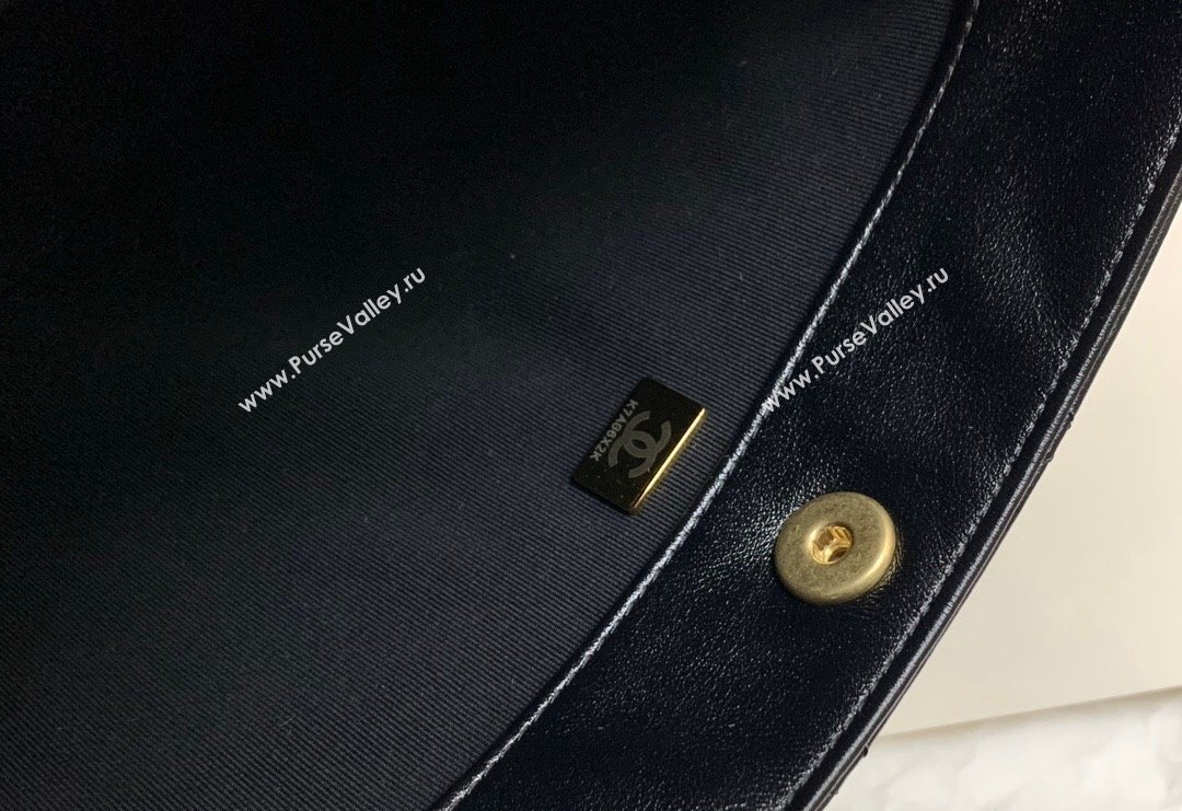 Chanel Quilted Lambskin Large Hobo Bag Black 2024 99335 (yezi-240311001)