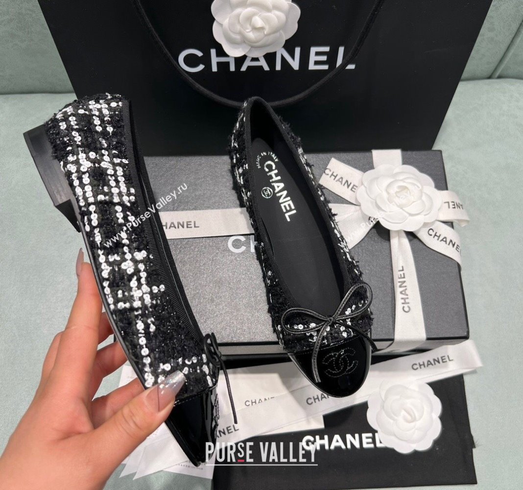 Chanel Classic Tweed Ballet Flat Black/White 2 2024 0325 (SS-240325031)