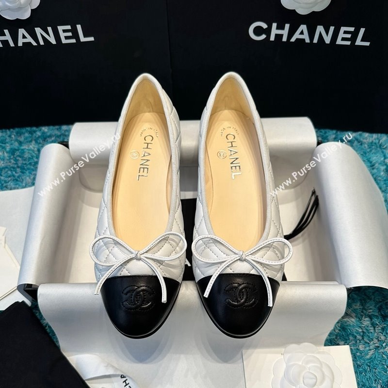 Chanel Classic Quilted Leather Ballet Flat White/Black 5 2024 0325 (SS-240325035)