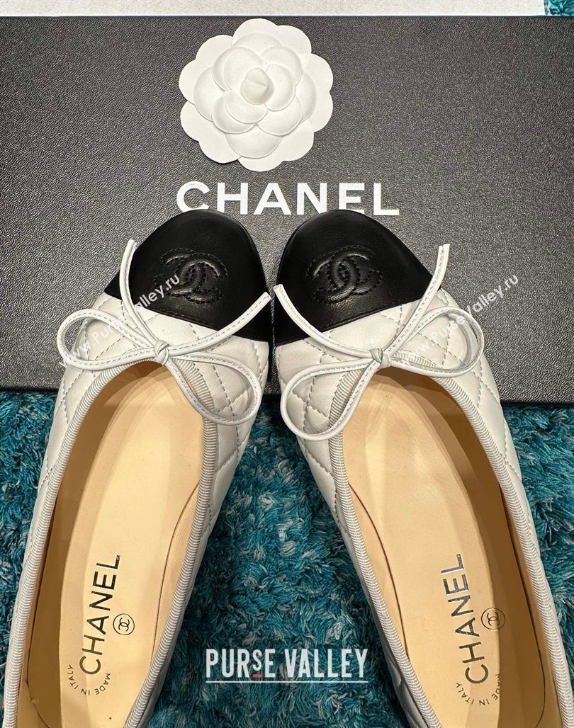 Chanel Classic Quilted Leather Ballet Flat White/Black 5 2024 0325 (SS-240325035)