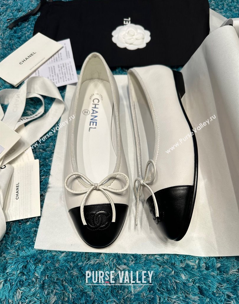 Chanel Classic Calfskin Leather Ballet Flat White/Black 2 2024 0325 (SS-240325041)