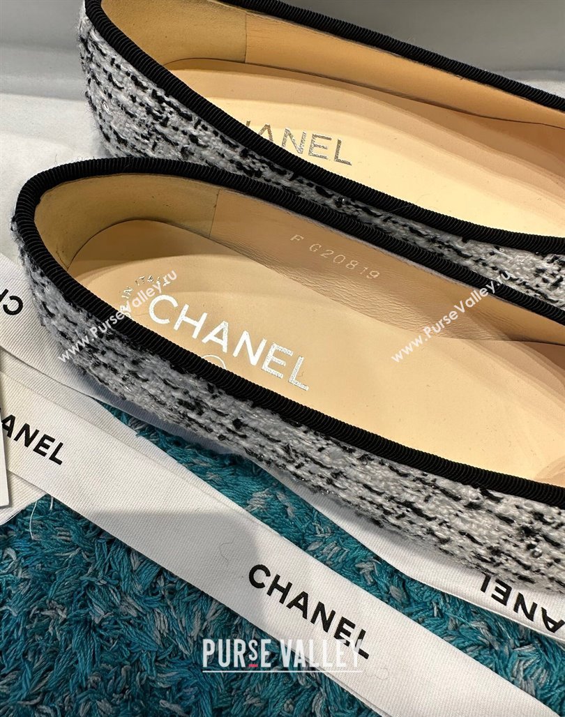 Chanel Classic Tweed Ballet Flat Black/White 7 2024 0325 (SS-240325057)