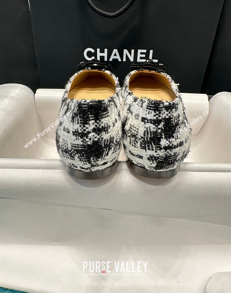 Chanel Tweed Camellia Bloom Ballet Flat Black/White2 2024 112236 (SS-240325072)