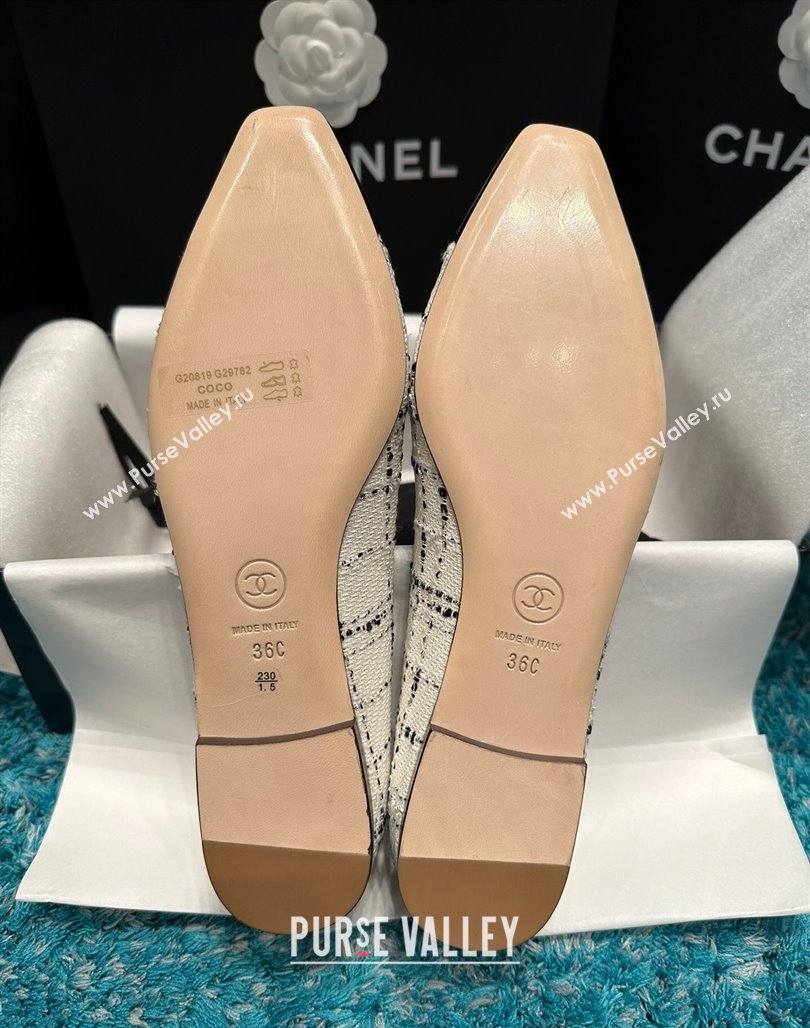 Chanel Tweed Camellia Bloom Ballet Flat White/Black2 2024 112236 (SS-240325073)