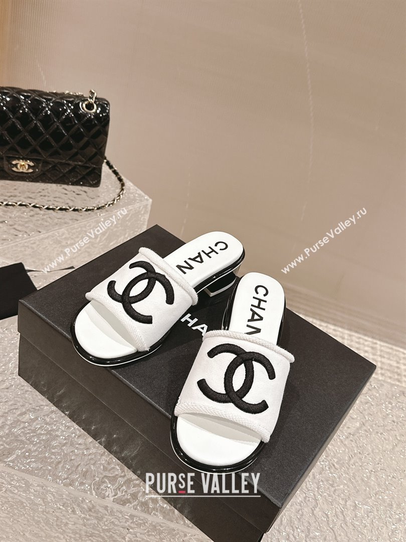 Chanel Knit Fabric Heel Slide Sandals with CC White/Black2 2024 0322 (MD-240322151)