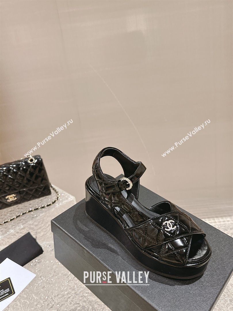 Chanel Shiny Calfskin Wedge Sandals with Crystal CC G39918 Black 2024 (MD-240323014)