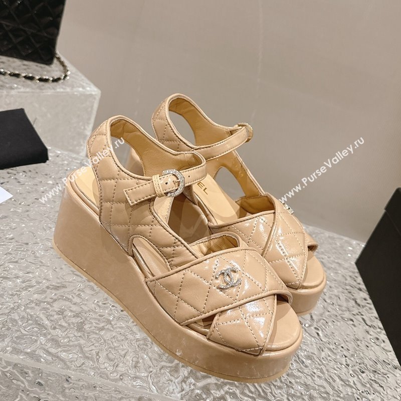 Chanel Shiny Calfskin Wedge Sandals with Crystal CC G39918 Beige 2024 (MD-240323017)