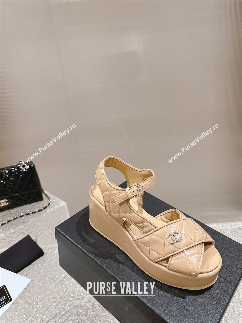 Chanel Shiny Calfskin Wedge Sandals with Crystal CC G39918 Beige 2024 (MD-240323017)