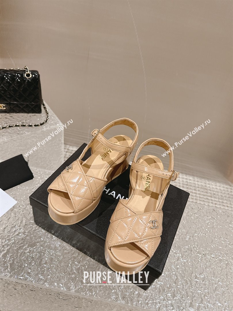 Chanel Shiny Calfskin Wedge Sandals with Crystal CC G39918 Beige 2024 (MD-240323017)