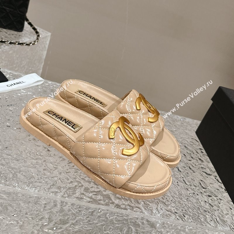 Chanel Patent Calfskin Slide Sandals with Metal-Tone Maxi-CC Beige 2024 (MD-240323035)