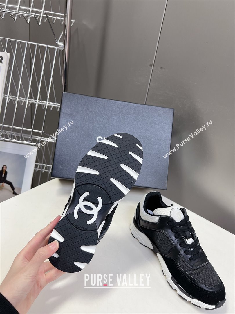 Chanel Mesh, Calfskin Suede Sneakers with Side CC Black/White 2024 0323 (MD-240323065)